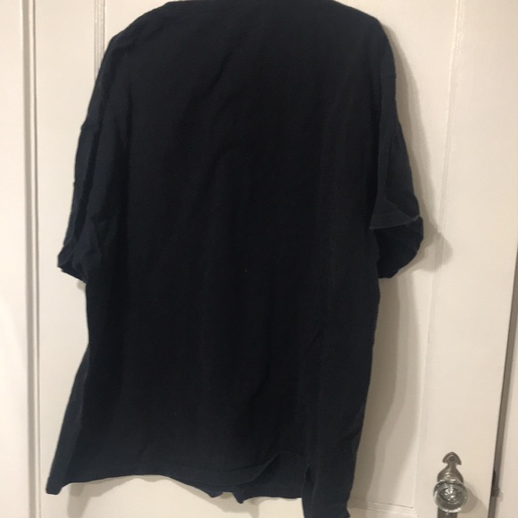 V neck tee shirt - Picture 4 of 5